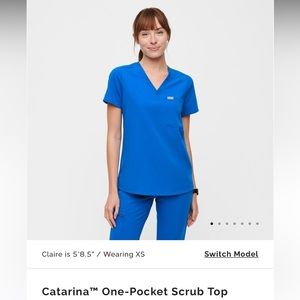 FIGS Royal Blue Catrina one pocket scrub top and Zamora jogger pants